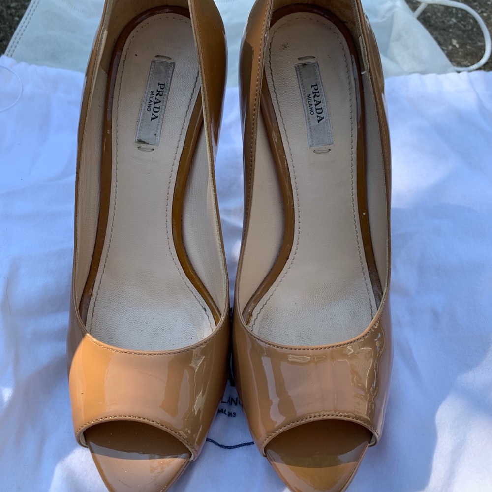 prada shoes